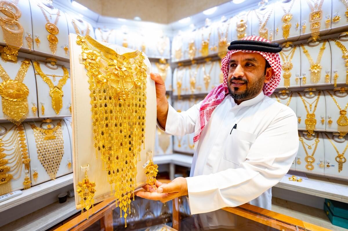 Dubai: 22 Bin Altın Fiyatı Tekrar Dh300 İşaretini Geçti