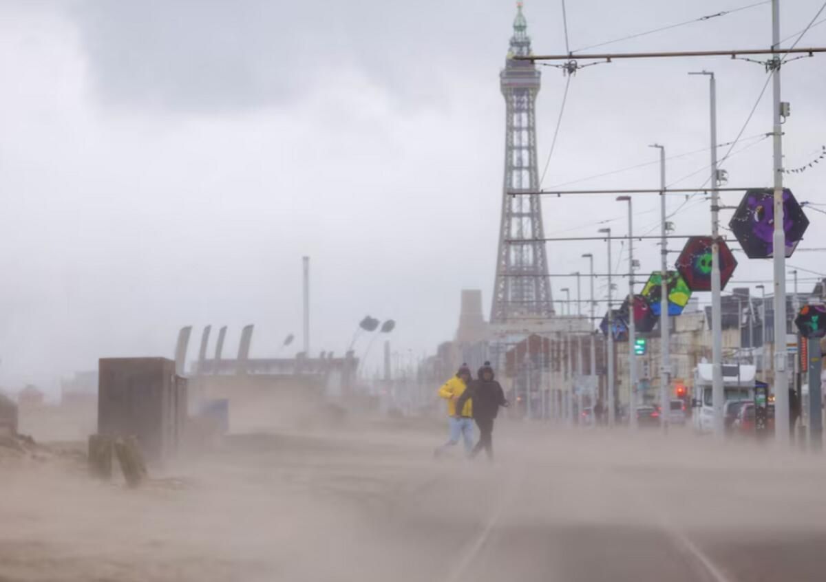 1 Ölü, Storm Darragh Batters Uk Olarak Binlerce Kişiye Güç Yok