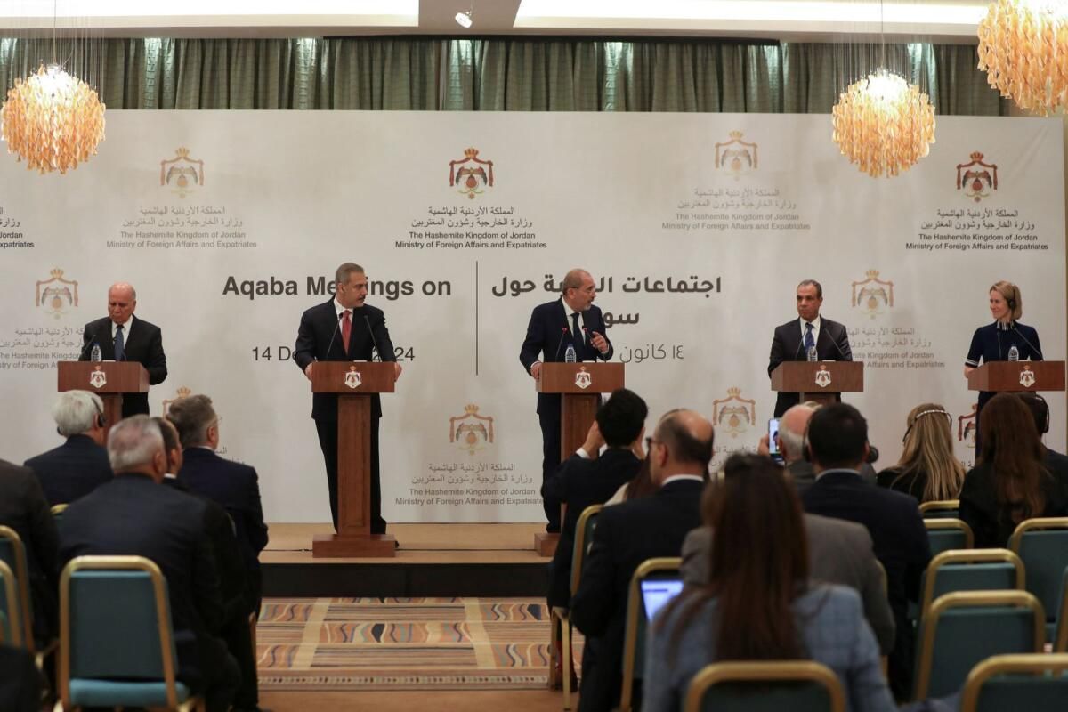 Mısır ve Ürdün, İsrail'den Suriye'deki Askerden Arındırılmış Bölgeden Çekilmesini İstedi