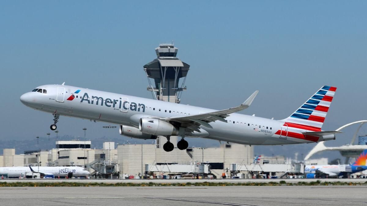 American Airlines, Teknik Sorun Nedeniyle ABD'deki Tüm Uçuşları Gerekçelendiriyor