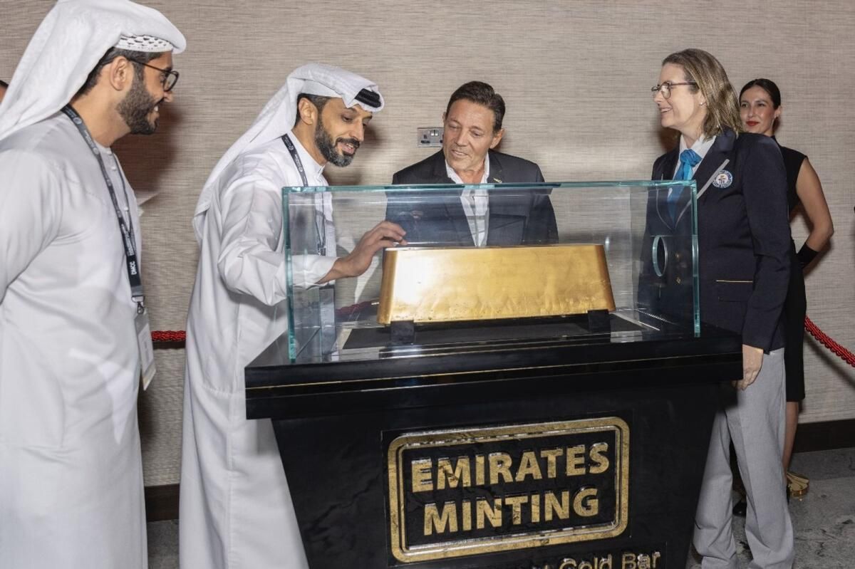 Dubai: Bu Hafta Sonu Çarşıda Sergilenecek Dünyanın En Büyük Altın Barı