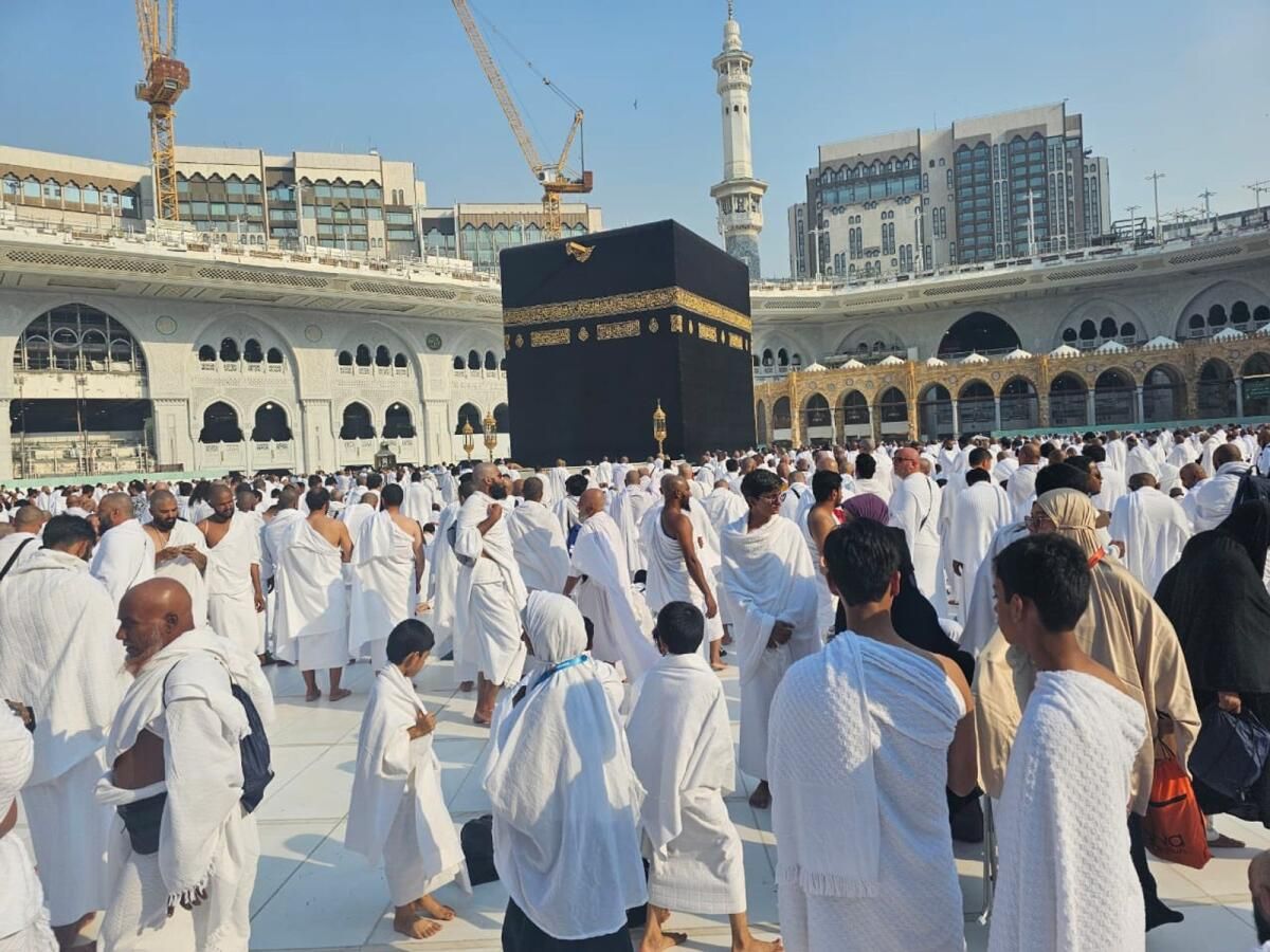 BAE Sakinleri, Suudi Arabistan'ın Transit Vizesi ve Mola Seçeneği ile Umre Maliyetlerini %50'ye Kadar Düşürdü