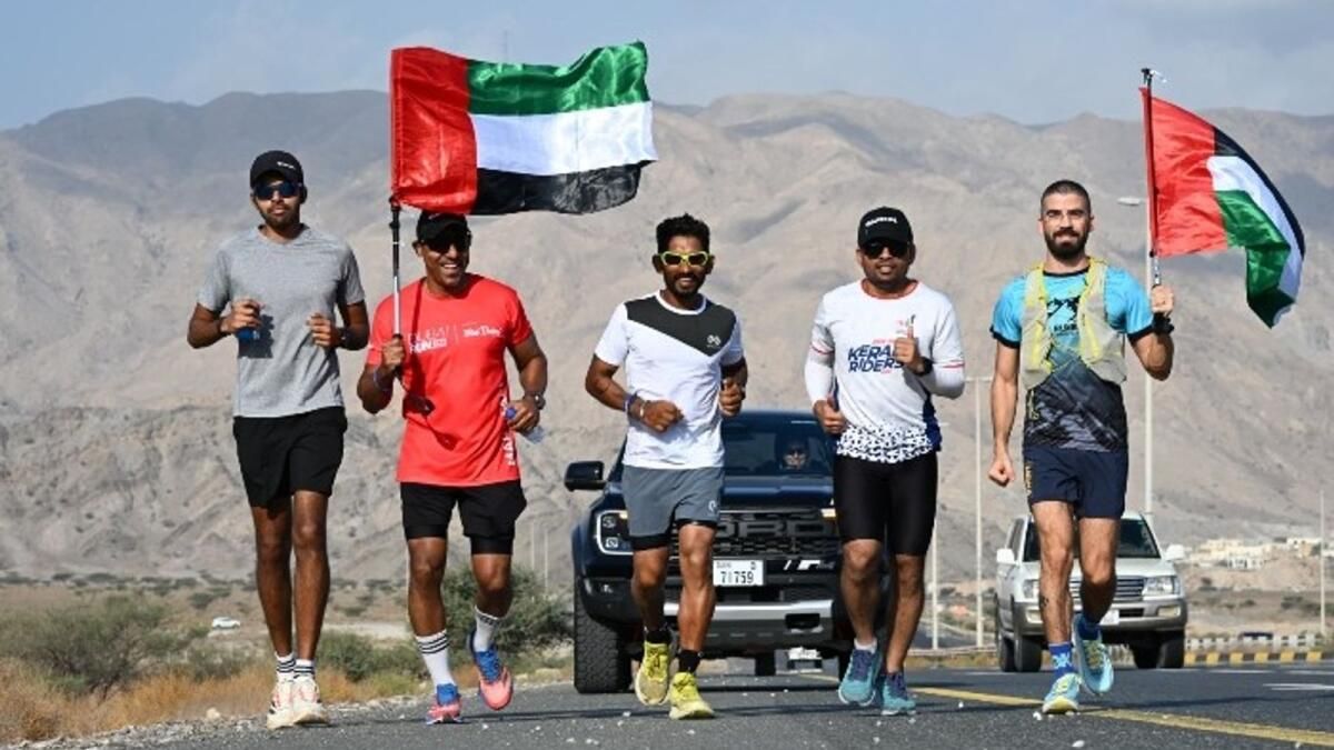 Dubai: Geliri Olmayan Bir Koşucu Karısına Nasıl Rekor Kıran Bir Doğum Günü Hediyesi Yaptı