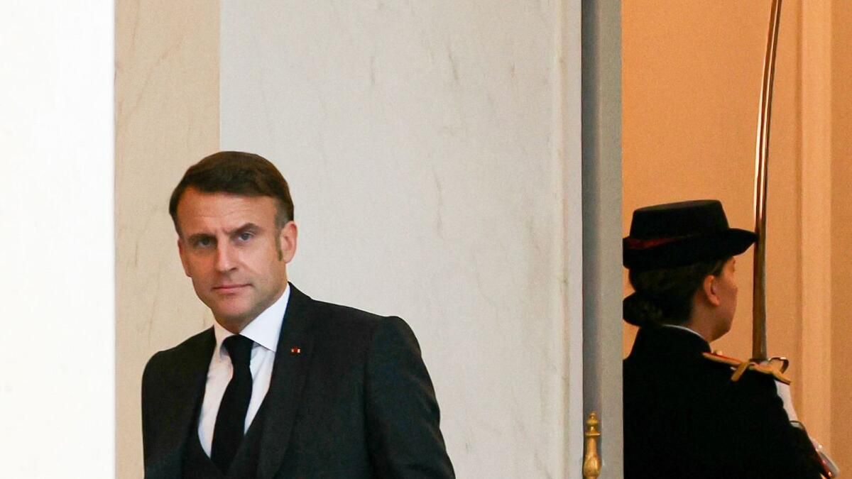 Fransa'nın Macron'u Yeni Başbakan'ı Seçmek için Yarışıyor