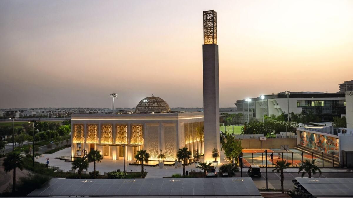 Gelecek için Bir Vizyon: Dubai'nin Tilal Al Ghaf'taki ilk Net Pozitif Camisi