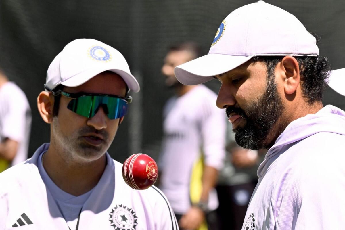 Avustralya Başını Güçlendiriyor, Hindistan Rohit Anahtarını Düşünüyor
