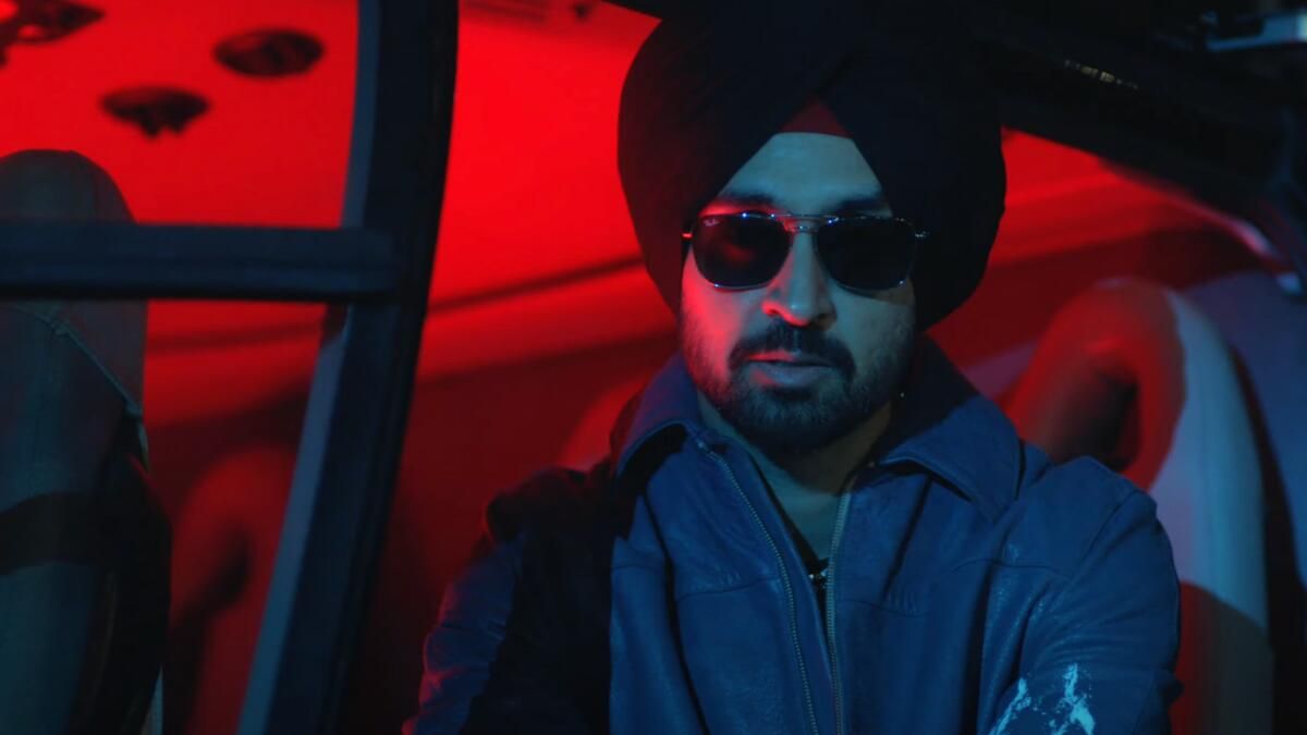 İzle: Shahrukh Khan, Yeni Single 'Don' için Diljit Dosanjh ile İşbirliği Yapacak