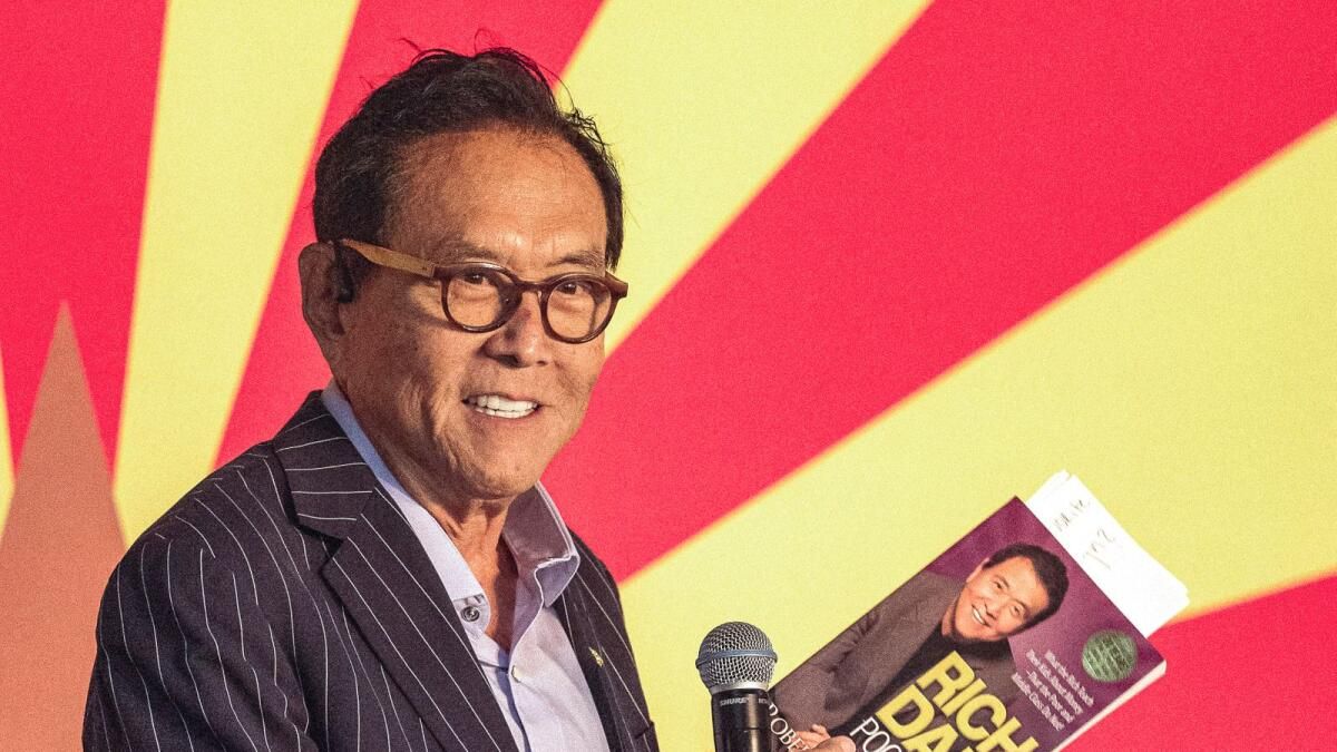 'Para Biriktirmek En Kötü Finansal Hamlelerden Biridir': 'Zengin Baba Fakir Baba' Yazar Robert Kiyosaki