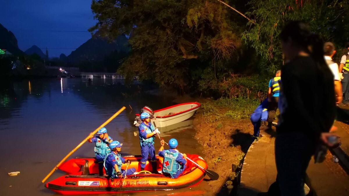 Çin'in Güneybatısında 'Aşırı Yüklü' Tekne Alabora Olduktan Sonra Sekiz Ölü