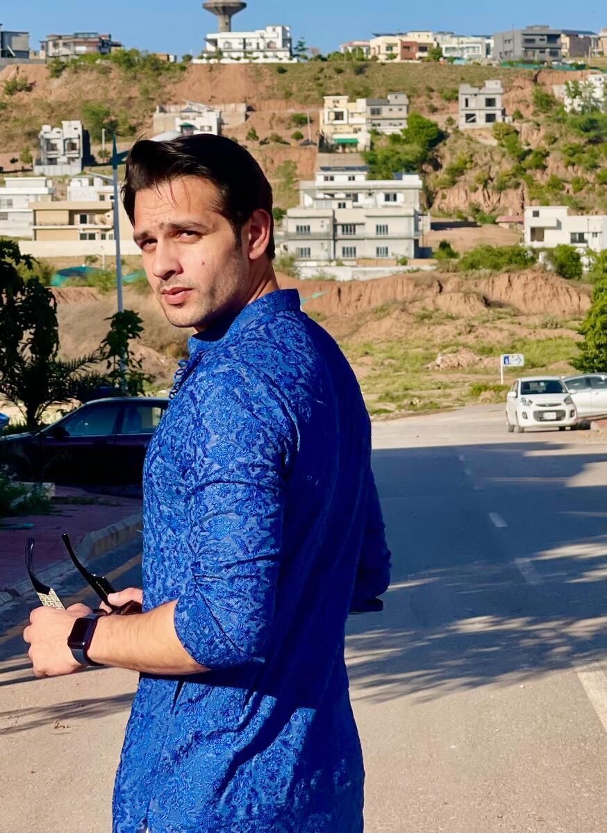 Pakistanlı Tv Yıldızı Usama Khan, Dubai'den Hayat Dersleri Üzerine