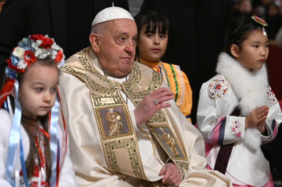 Papa Noel'i Savaşın Gölgesinde Başlattı