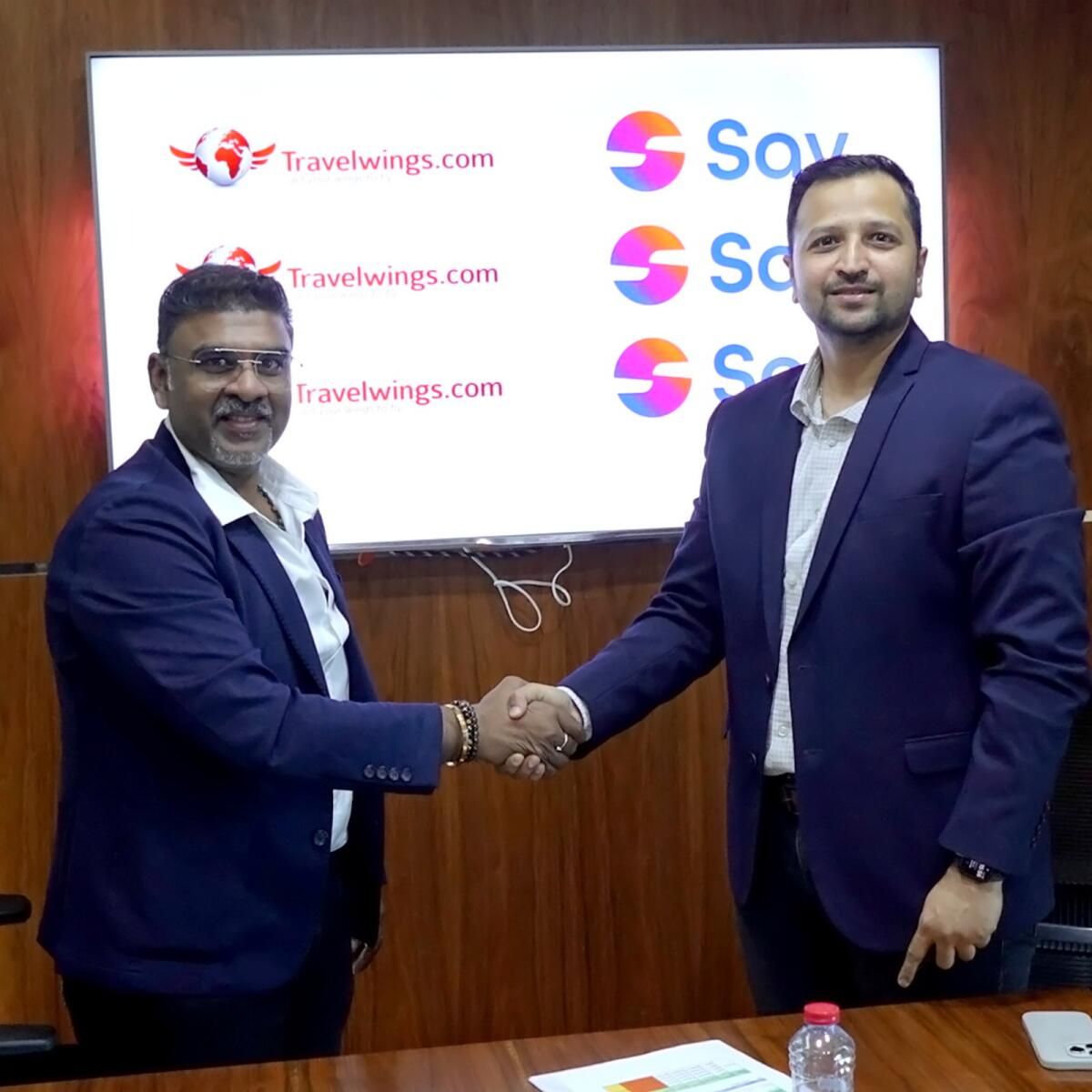 Sav, Travelwings.com Mürekkep Ortaklığı