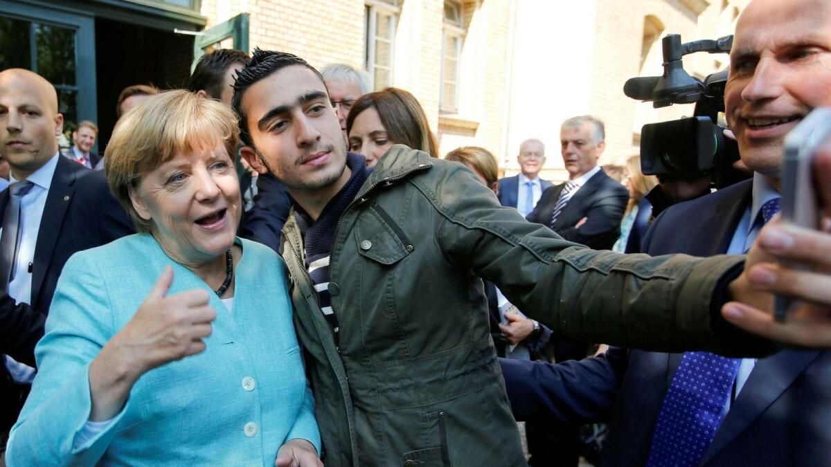 Merkel ile Özçekimi Viral Hale Gelen Suriyeli Almanya'da Kalmak İstiyor