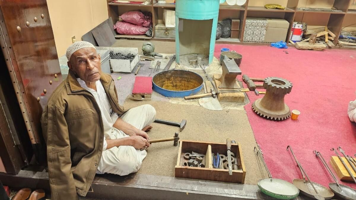 80 Yılı Aşkın Süredir Metalleri Şekillendiren BAE'nin ‘Demir Adamı' ile Tanışın