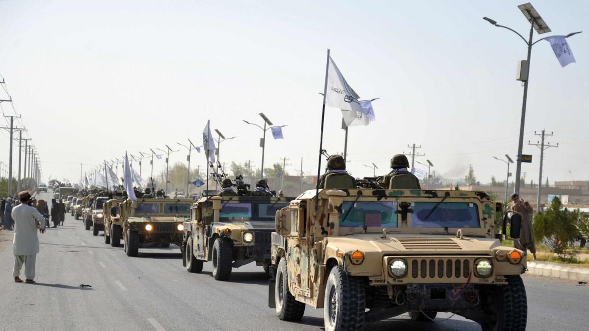Taliban Lideri Kadın Bölgelerine Bakan Pencereleri Yasakladı