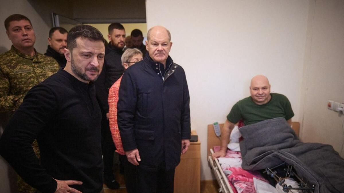 Alman Scholz, Ukrayna'ya Sürpriz Ziyarette Yardım Sözü Verdi