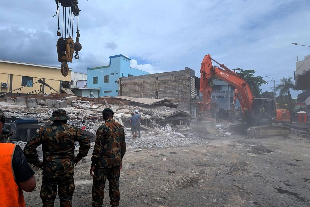 Kurtarma Ekipleri Hayatta Kalanları Ararken Vanuatu Depreminde Ölü Sayısı 14'e Yükseldi