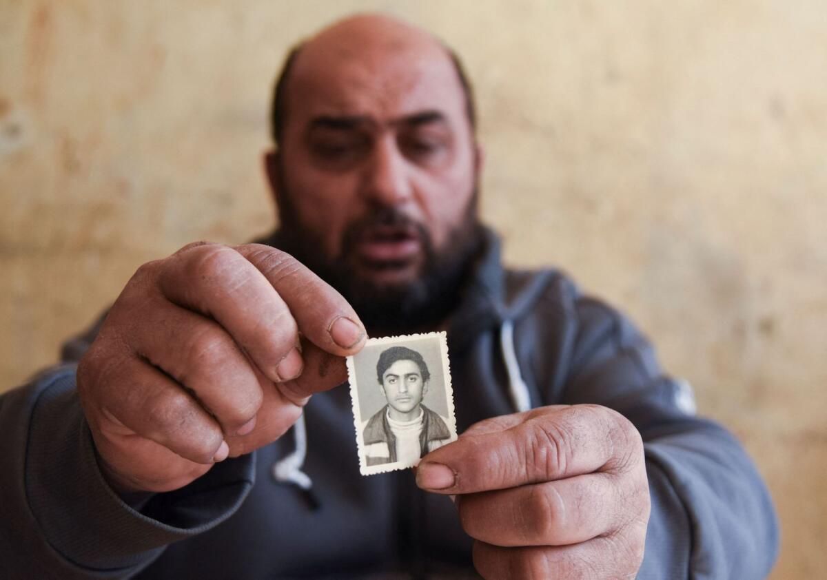Ailesi, 40 Yıldır Kayıp Olan Lübnanlı Adamın Suriye Hapishanesinden Serbest Bırakıldığını Söyledi