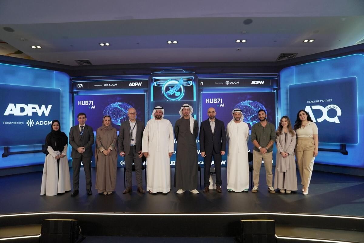 Yeni Uzman Yapay Zeka Ekosistemi, Abu Dabi'nin Dünya Lideri Bir Yapay Zeka Merkezi Olarak Konumunu Güçlendirmeyi Hedefliyor
