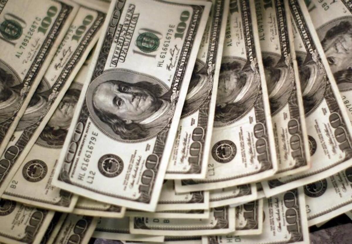 'Yukarıdan Erken Hediye': Dubaili Göçmen, Çocuğun Doğumundan Önce Çekiliş Çekilişinde 1 Milyon Dolar Kazandı