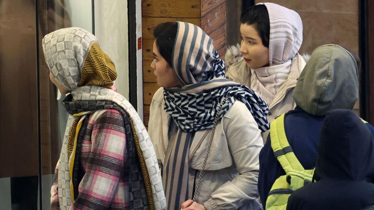 İran Milletvekilleri Katı Başörtüsü Yasasında Değişiklik Talep Ediyor: Medya