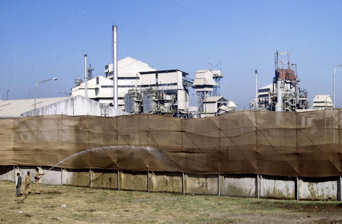 Hindistan'ın 1984 Bhopal Gaz Trajedisi Bölgesinden Gelen Zehirli Atıklar, 40 Yıl Sonra Bertaraf Edilmek Üzere Taşındı