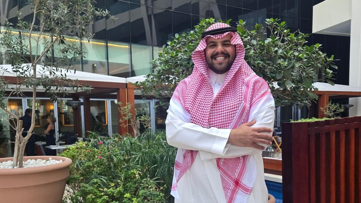 BAE: Suudi Pilot, Kardeşinin Mülayim Yemeklerini Yedikten Sonra Şef Oldu; Şimdi Ödüllü Restoran İşletiyor