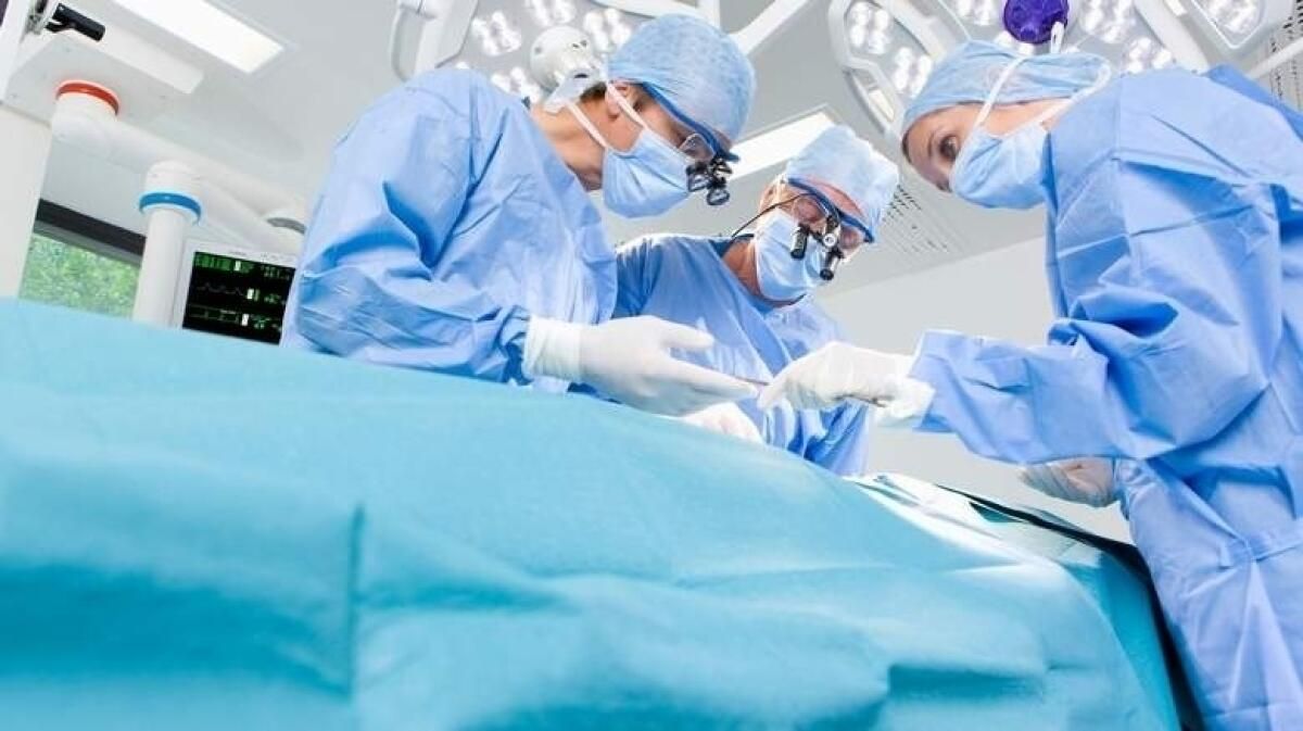 BAE: Doktorlar Kadın Hastalığa Yakalanmadan Önce Kanser Genini Tanımlıyor, Tiroidi Temizliyor