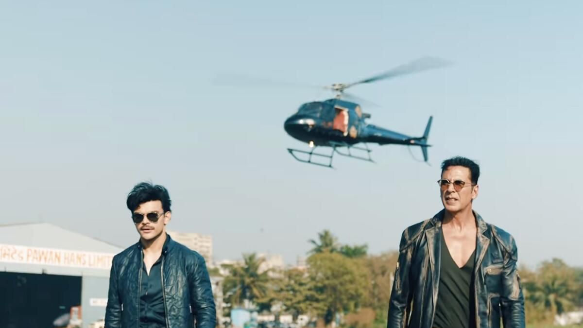 Akshay Kumar, Veer Pahariya'nın 'Gökyüzü Gücü'nden Bakışı Açıklandı