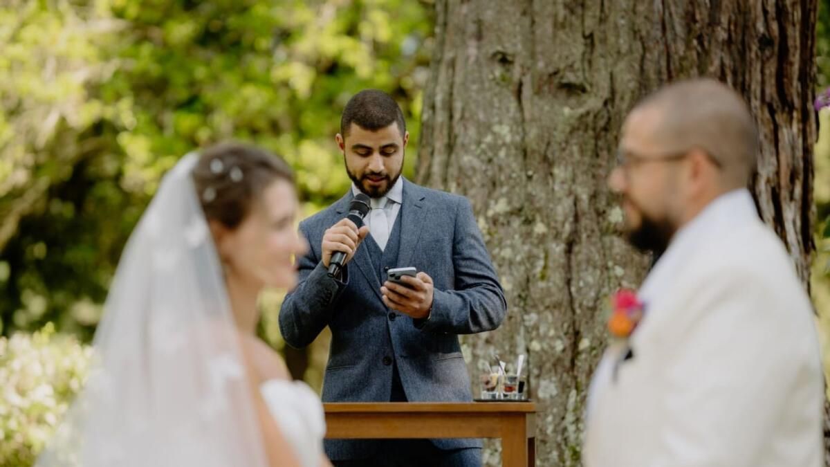 BAE Hiking Group'un Kurucusu Müşterileri için Nasıl Çöpçatan Oldu?