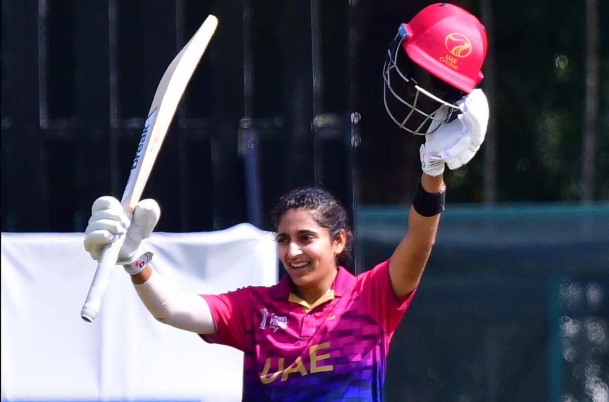 BAE'den Esha Oza, Icc Ödülünü Kazandıktan Sonra Hindistan'ın Wpl'sinde Oynamayı Umuyor