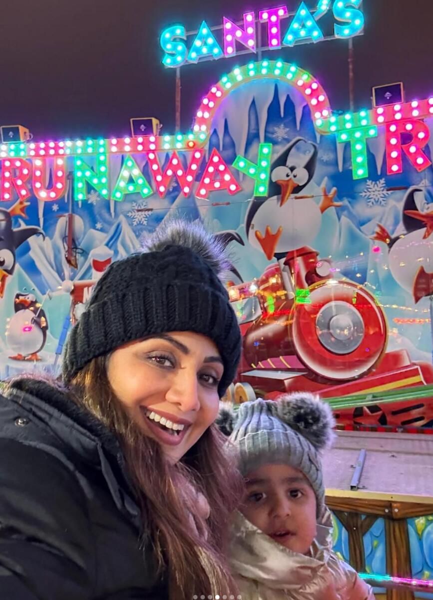 Bakın: Shilpa Shetty'nin Çocuklarla Londra Tatili