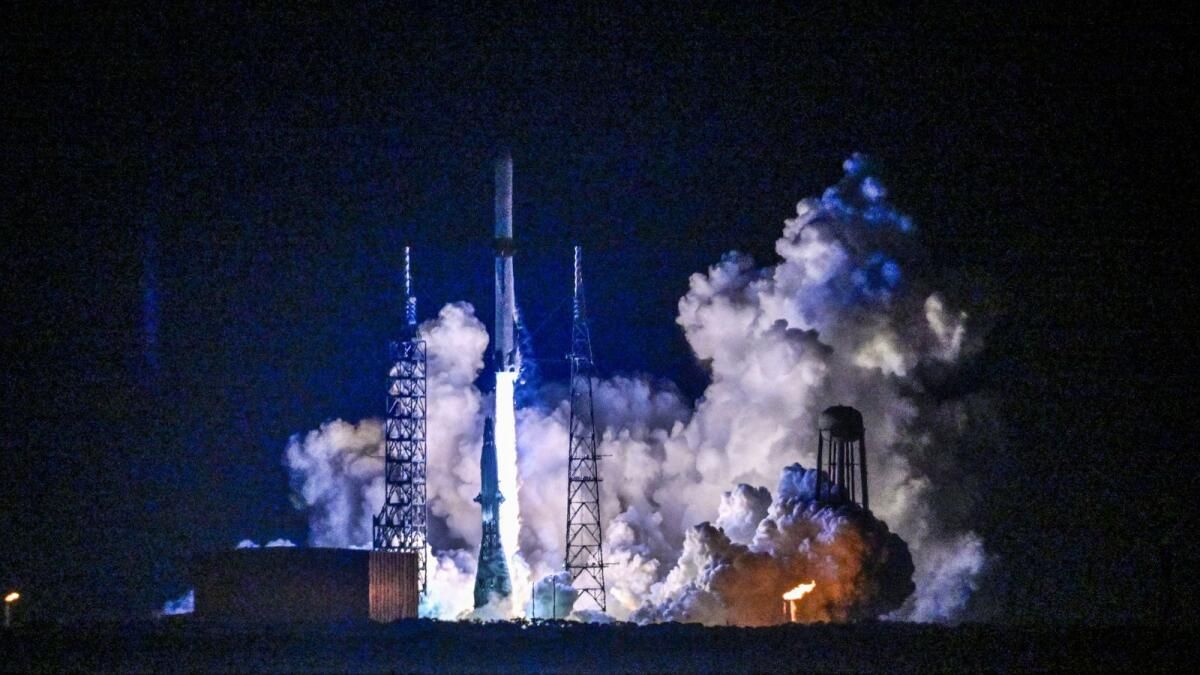 Blue Origin, ilk New Glenn Lansmanında Yörüngeye Ulaştı, Güçlendirici inişi Kaçırdı