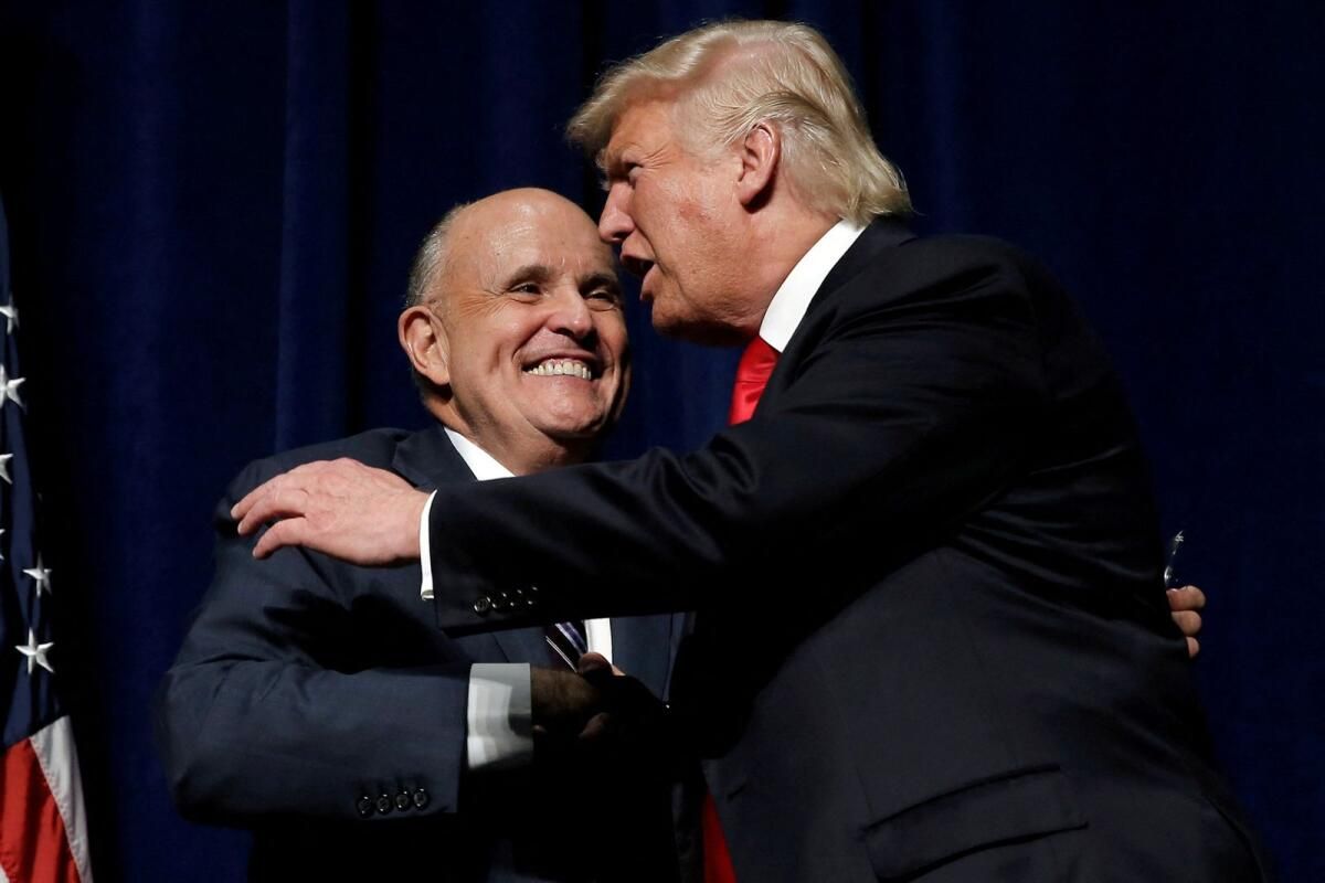 Eski New York Belediye Başkanı Giuliani, Hakaret Davasında Mahkemeye Saygısızlık Etti