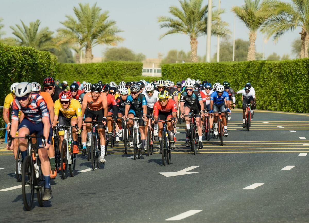 Bisikletçiler Spinneys Dubai 92 Cycle Challenge'a Hazırlanıyor
