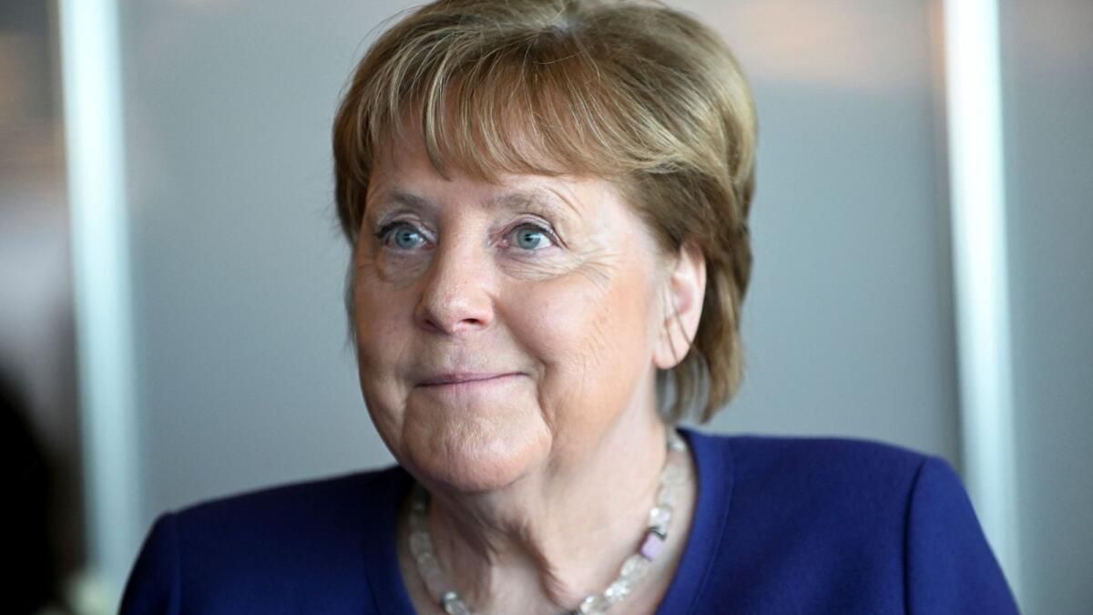 Alman Merkel, Aşırı Sağ Destek Nedeniyle Kendi Parti Liderini Eleştirdi