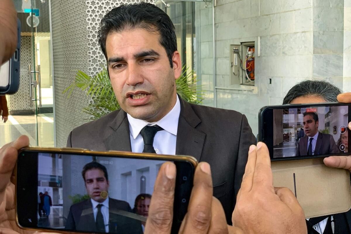 Pakistan'ın Eski Başbakanı Han, Karısının Aşı Mahkumiyetlerine İtiraz Etti