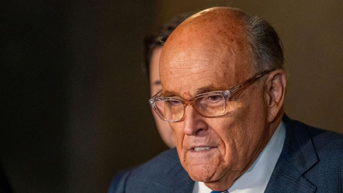 Giuliani, Hakaret Ödemesi Nedeniyle Savaşta Palm Beach'teki Evini Savundu