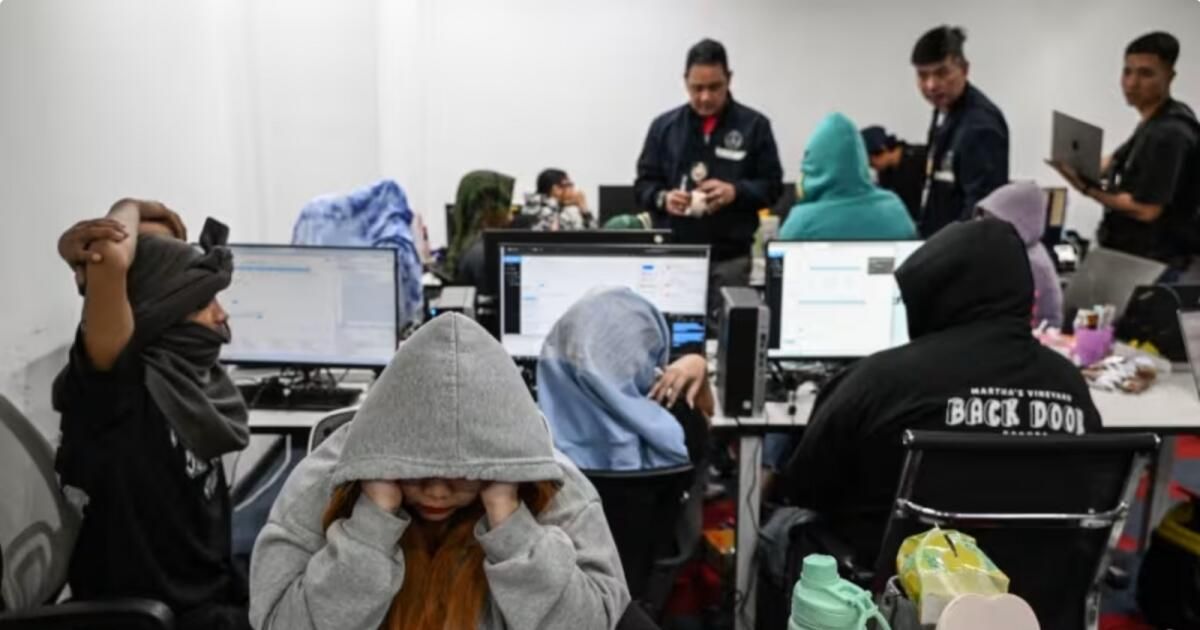 Filipinler: Manila'daki Çevrimiçi Dolandırıcılık Çiftliği Baskınında 100 Kişi Tutuklandı