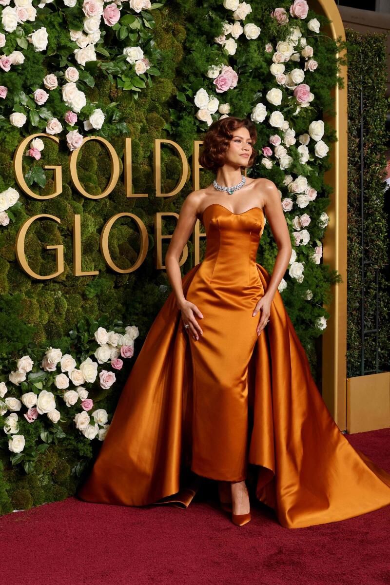 Örümcek Adam Ortak Yıldızları Zendaya Ve Tom Holland Nişanlandı: ABD Medyası