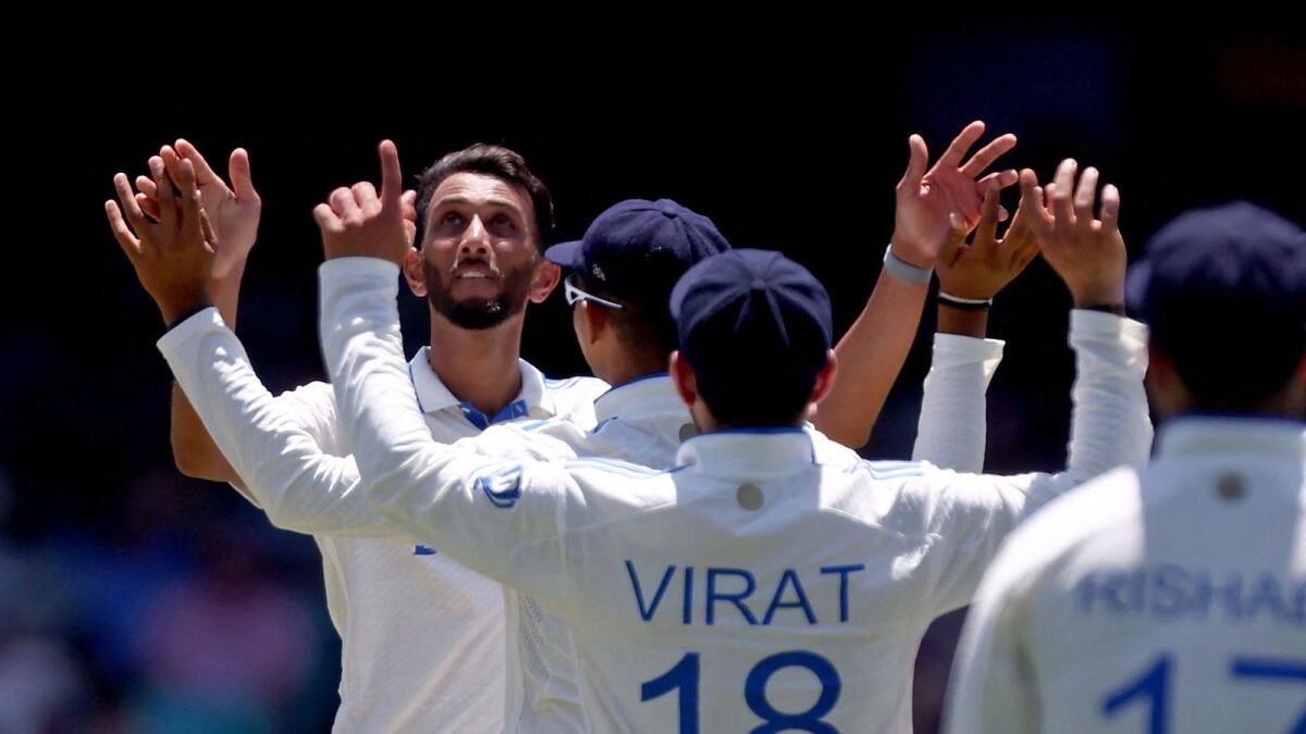Hindistan, Jasprit Bumrah'ın Yokluğunu Sidney'de İlk Vuruşta Öne Geçtiğini İddia Etmek için Fırçaladı