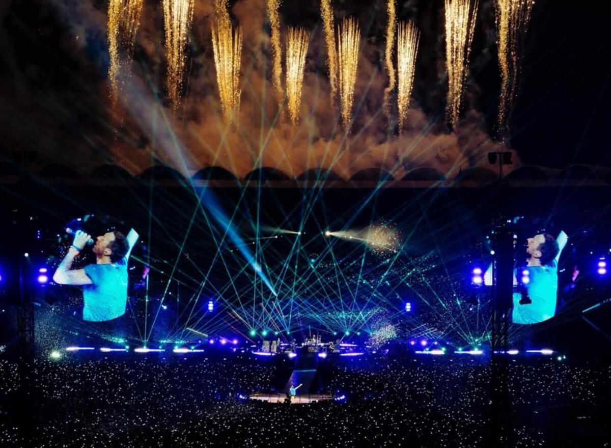 Coldplay'in Abu Dabi Konserinin İçinde: Hayranlarını Büyüleyen Gece