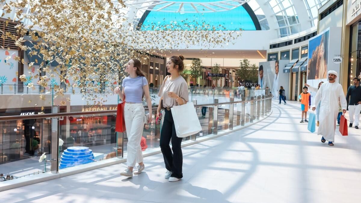 Dubai: Dsf Nihai Satışında En İyi Markalarda %90'a Varan Tasarruf Edin, Lüks Arabalar Kazanın, Nakit Ödüller Kazanın