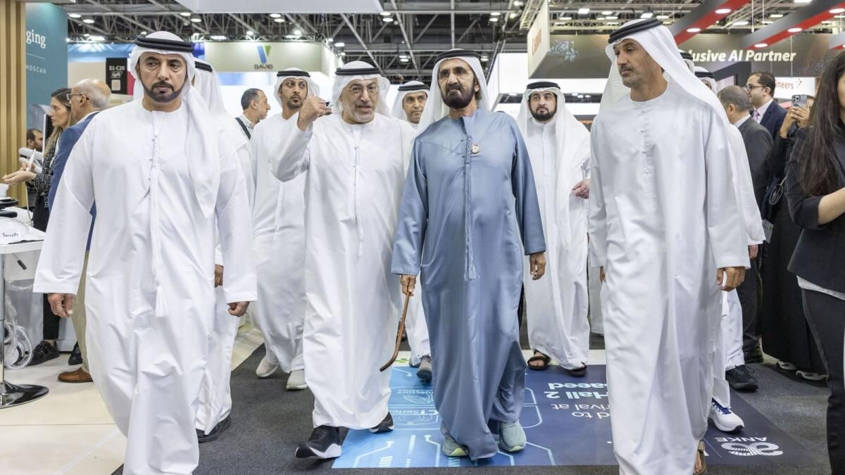 'BAE Sağlık İnovasyonu için Küresel Bir Merkez': Dubai Hükümdarı Şeyh Muhammed Arap Sağlığını Geziyor 2025