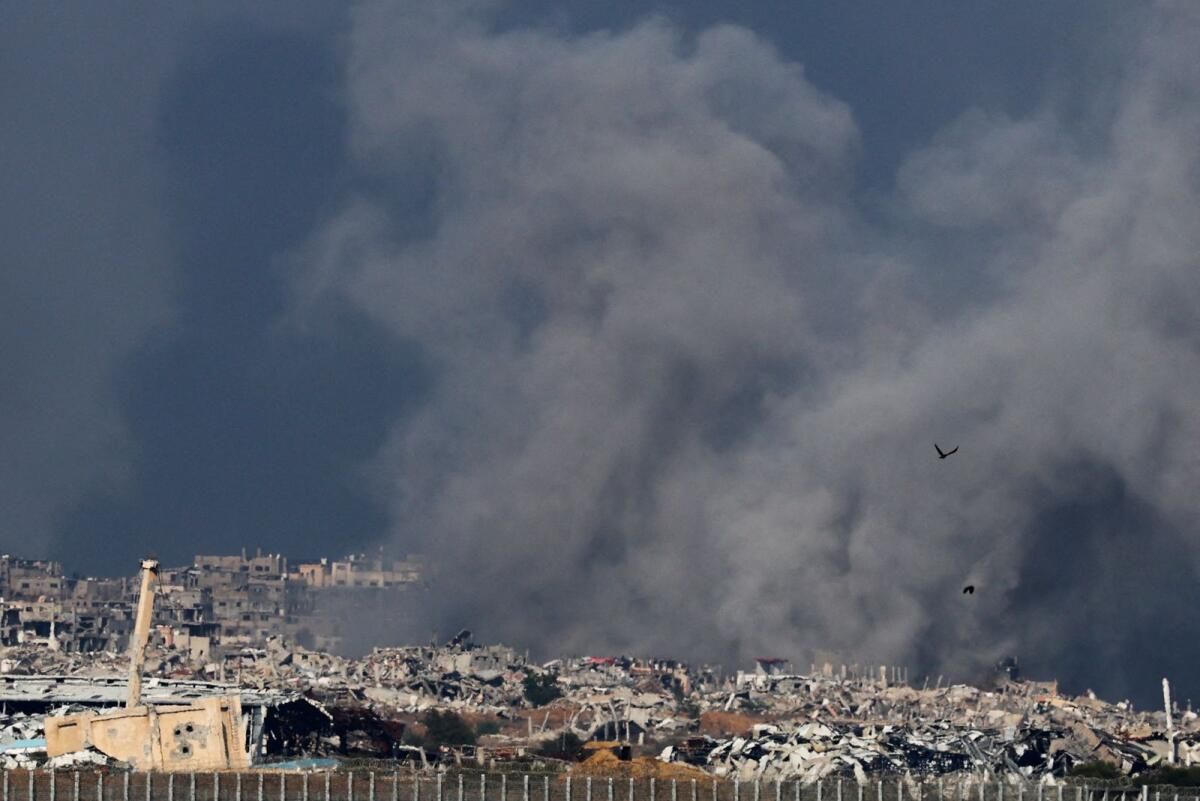 İsrail, Hamas Roket Ateşine Devam Ederse Gazze'de 'Yoğun' Grevler Konusunda Uyardı