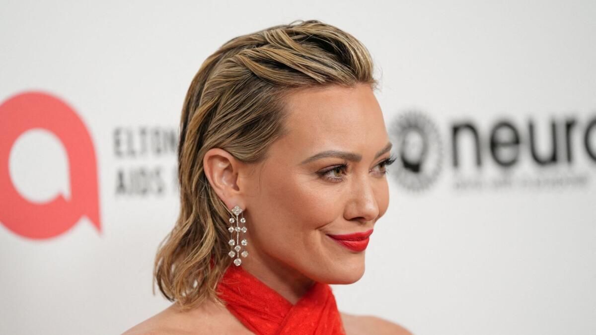 Hilary Duff, La Orman Yangınlarının Ortasında Mandy Moore'un Ailesine Barınak Sunuyor