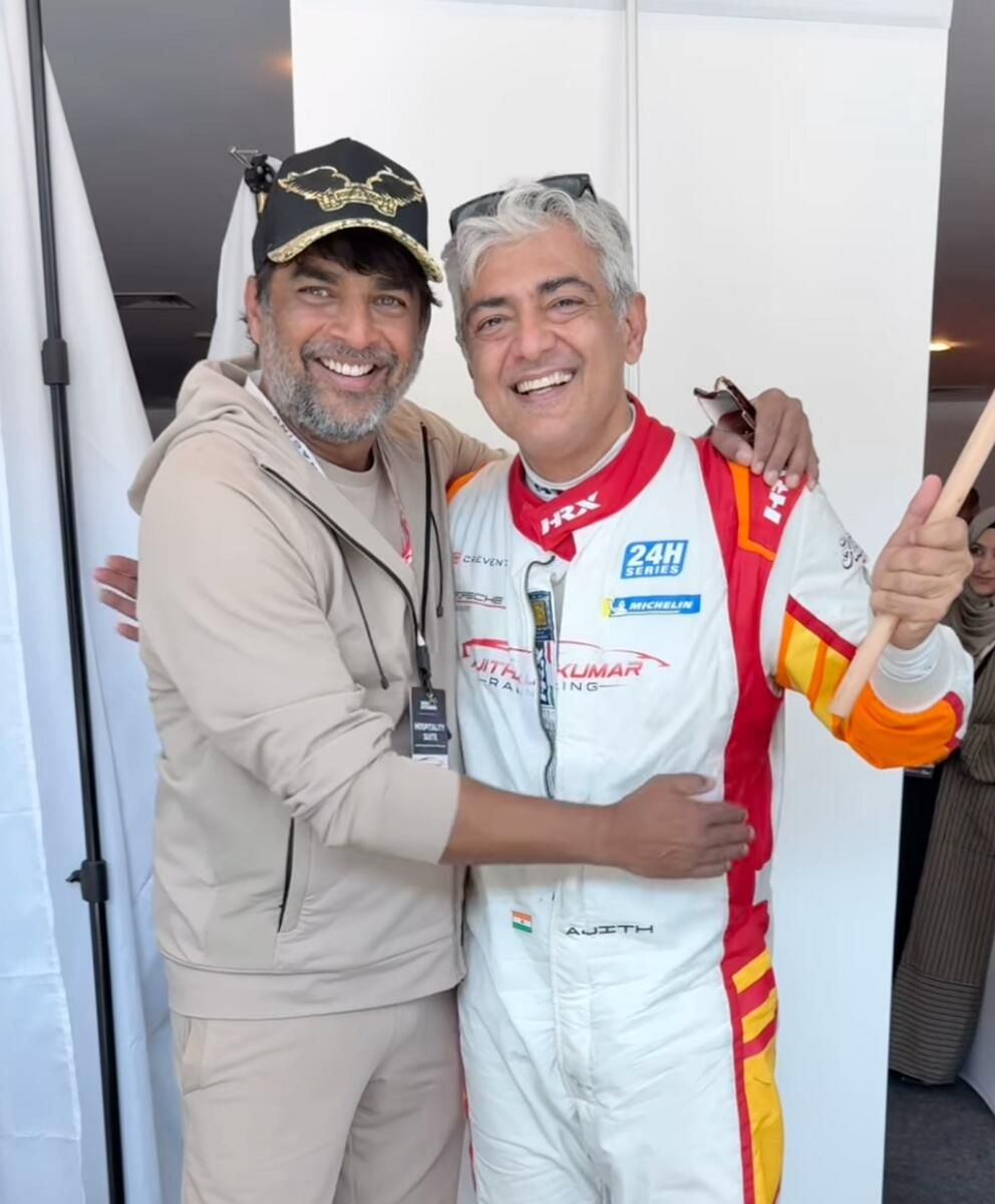 Benekli: R. Madhavan, Dubai'de Bobby Deol
