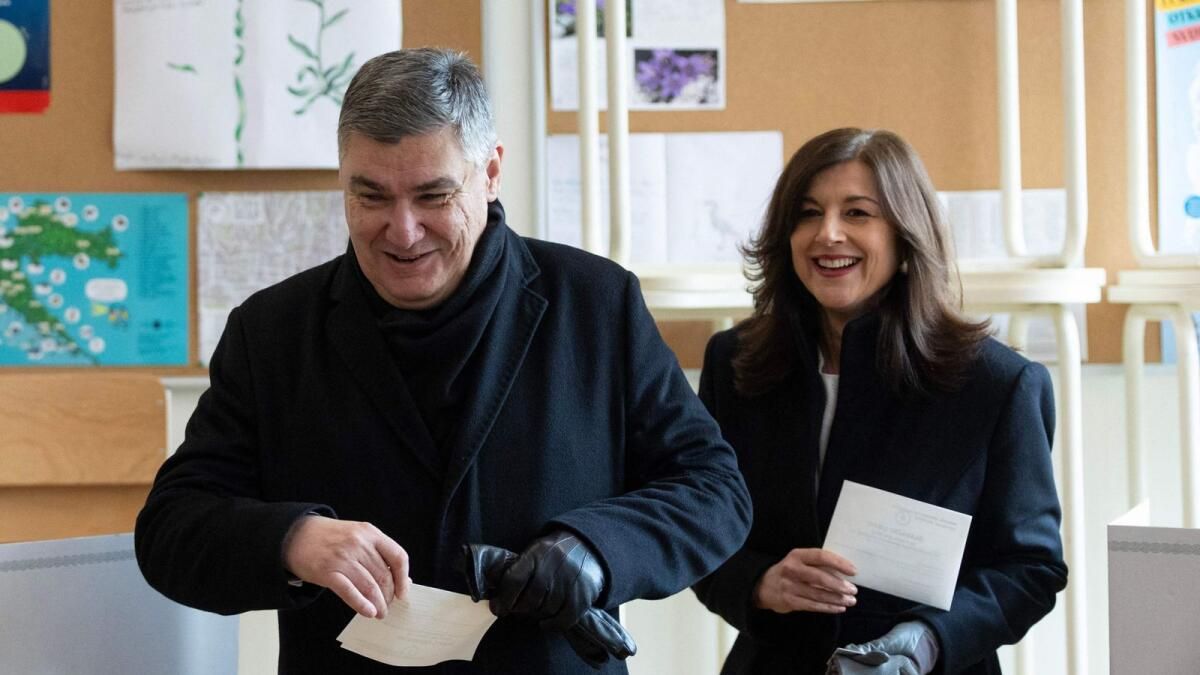 Hırvatlar Cumhurbaşkanına Oy Verirken, Kamuoyu Yoklamalarında Görevliler Önde