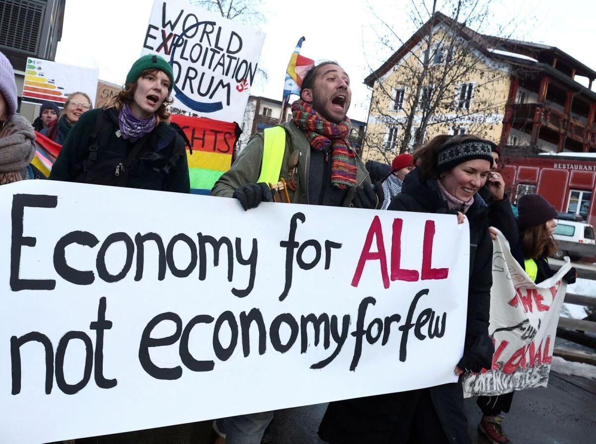 Edelman Global Survey, Ekonomik Şikayetlerin Düşmanca Eylemlere Desteği Artırdığını Gösteriyor