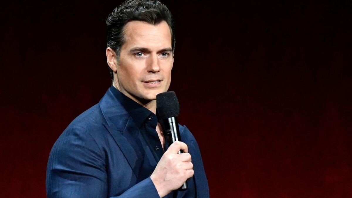 Henry Cavill, Natalie Viscuso ile ilk Çocuğunu Ağırladı